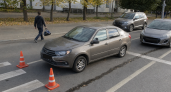 В Иванове учебная Lada Granta попала в тройное ДТП после удара в Peugeot