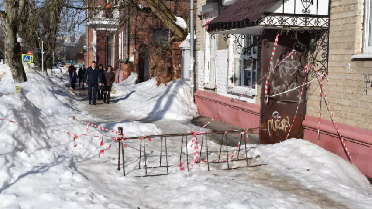 Мэр Иванова застал управляющие компании за созданием снежных завалов