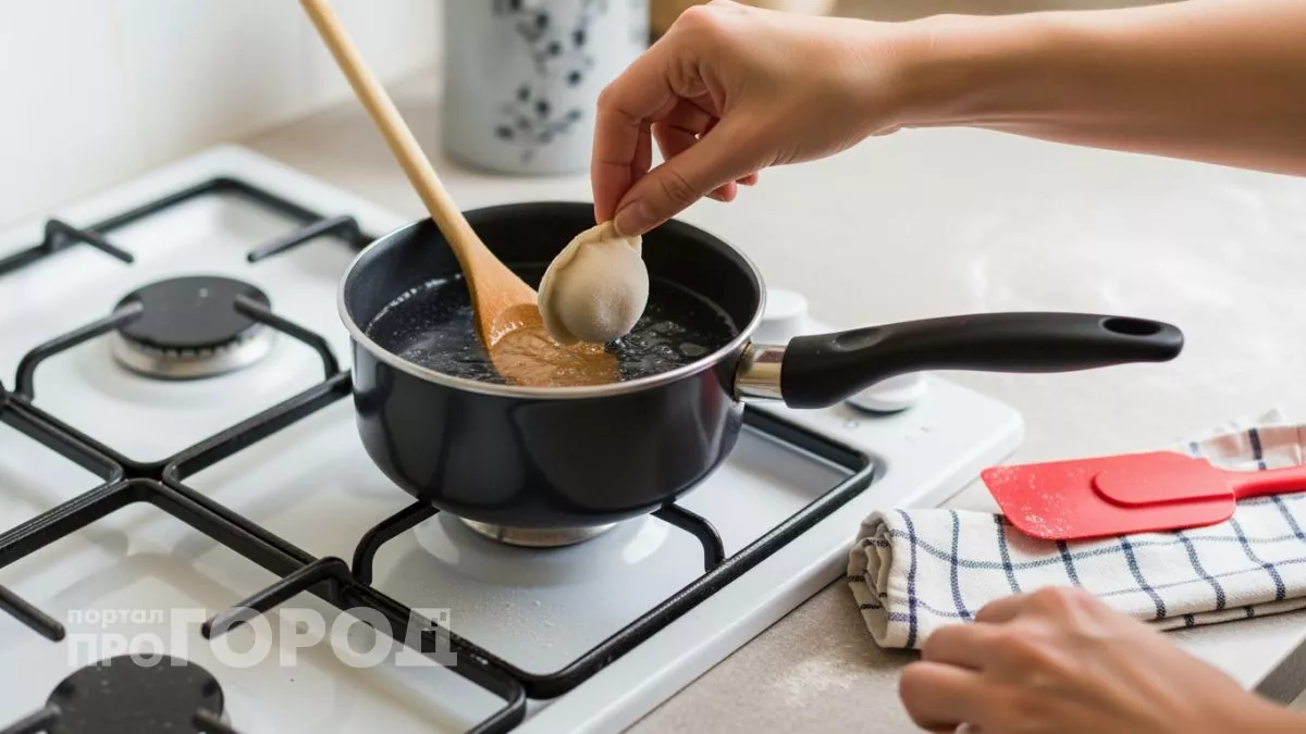 Один ингредиент делает пельмени как в дорогом ресторане — а вы добавляли его неправильно