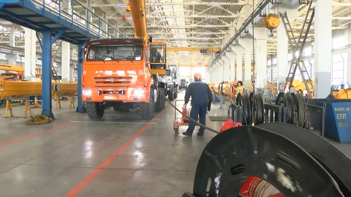 Завод «Ивановец» встал на неопределенный срок — доходы упадут на 30%