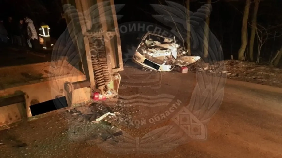 Смертельное ДТП, полярное сияние и жилищное строительство: главные новости за 23 марта