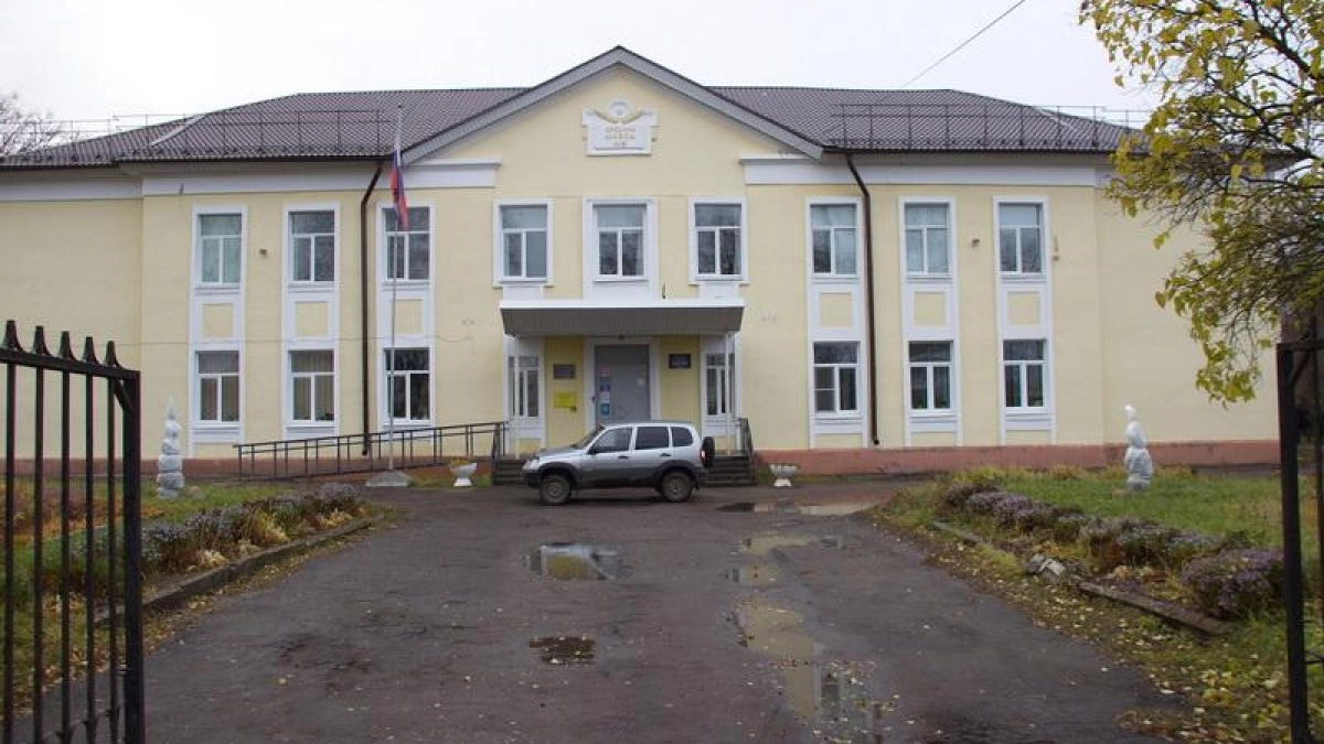 В кинешемской школе № 6 отремонтируют цоколь за 2 млн рублей