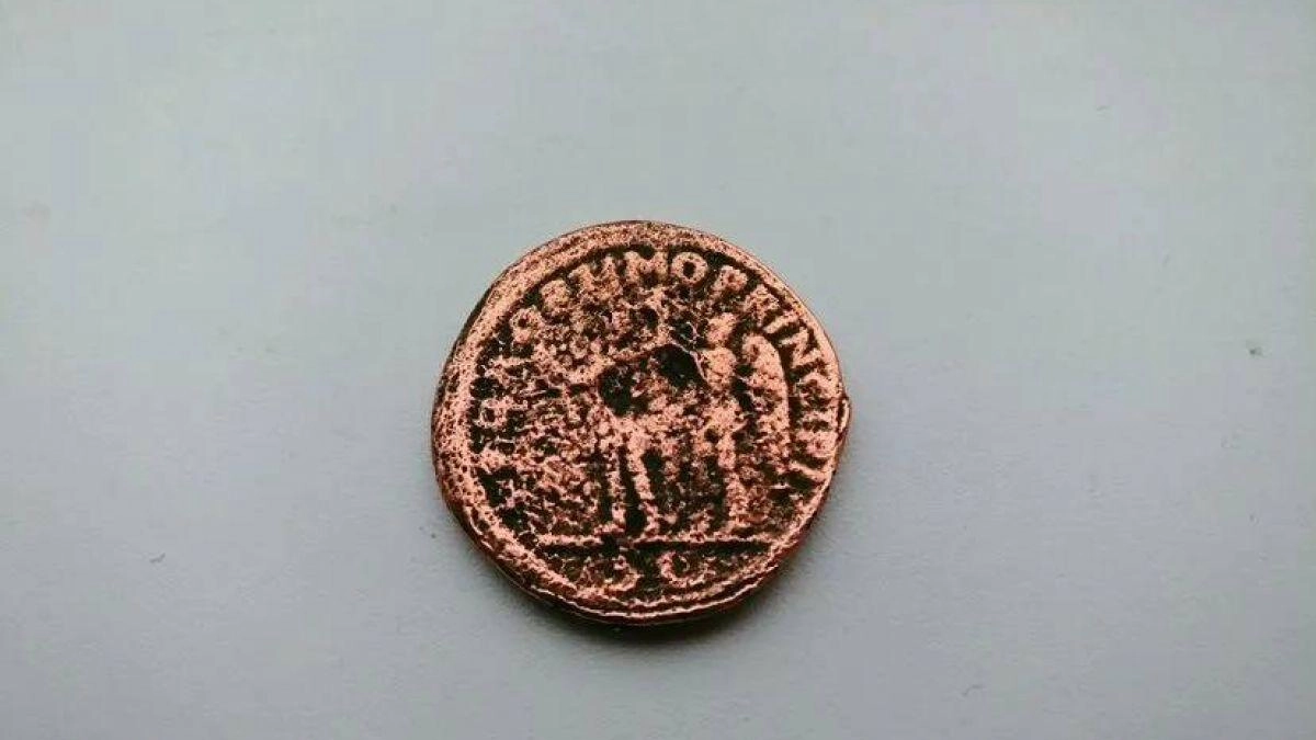 Житель Иванова продаёт сестерций с портретом императора Траяна за 750 тысяч