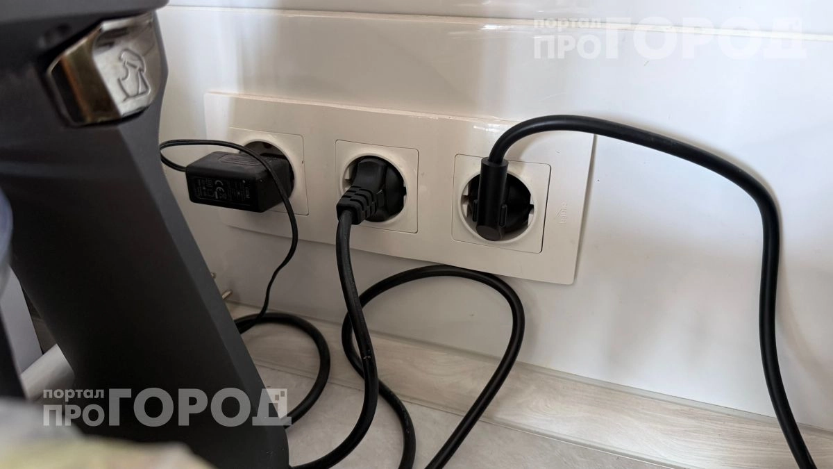 Ваш дом под угрозой из-за пустяка: назовите эти 5 пар электроприборов и никогда не включайте их вместе