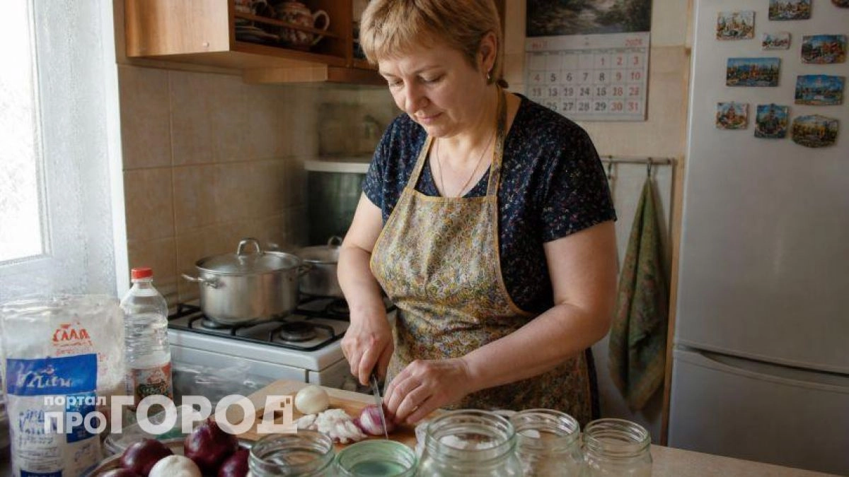 Больше никакого горького привкуса: один простой ингредиент превращает обычный лук в изысканный деликатес
