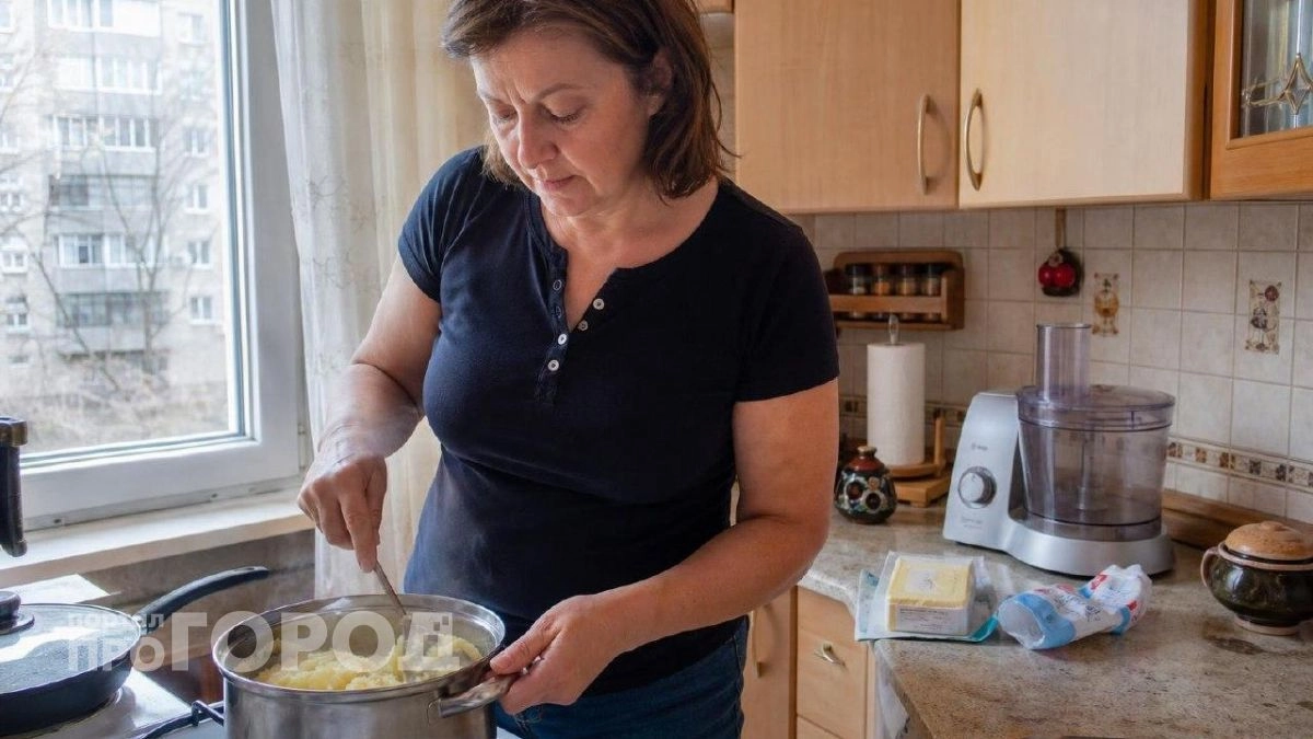 Добавьте этот ингредиент в самом конце приготовления: ваше пюре станет нежнее ресторанного и без комочков