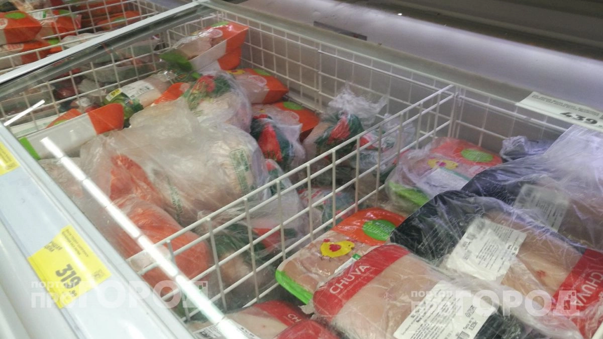Хватит переплачивать за воду: эксперты объяснили, какая курица на самом деле полезнее для вашего здоровья