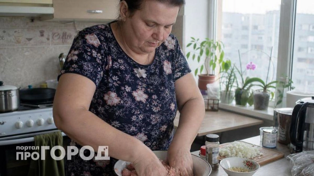 Хватит портить мясо сухой корочкой: узнайте как маринование фарша превращает обычные котлеты в нежные шедевры