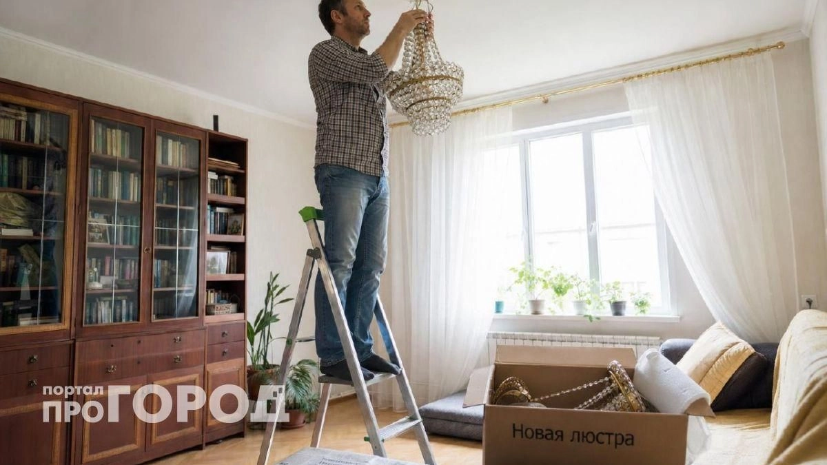 Забудьте о люстрах в центре комнаты: этот дизайнерский трюк мгновенно приподнимает потолок в любой квартире