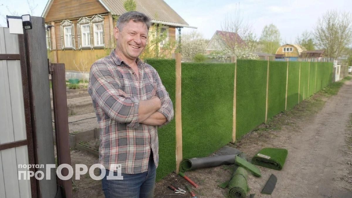 Забудьте про скучный профнастил: этот стильный вариант превратит ваш участок в закрытую от всех зону отдыха