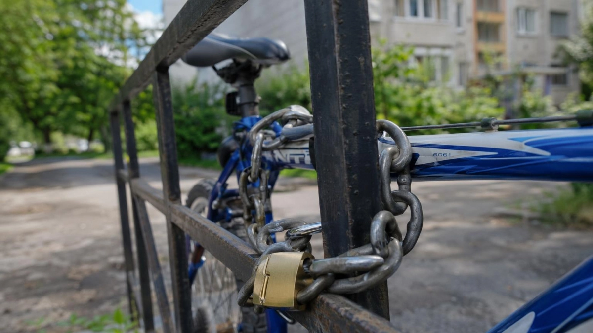 Сезон веловоров в Иванове: два велосипеда украли прямо у дома