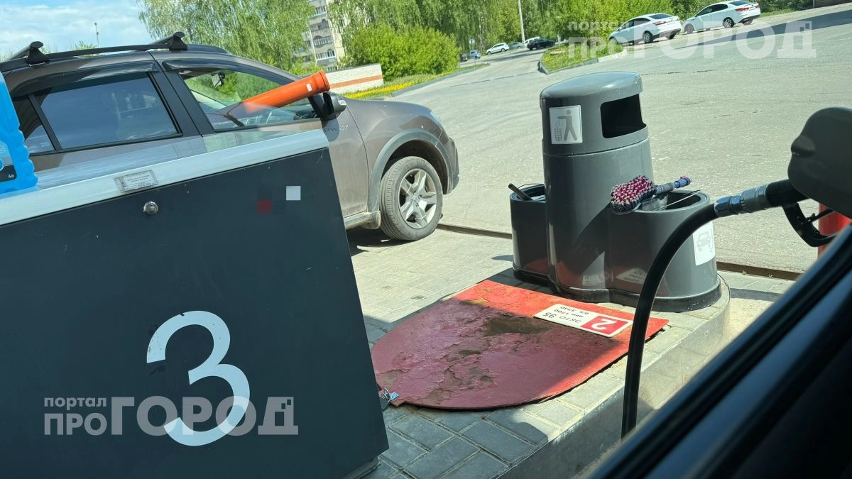 Ремонт двигателя влетит в копейку: список АЗС, после визита на которые ваша машина попросится в сервис