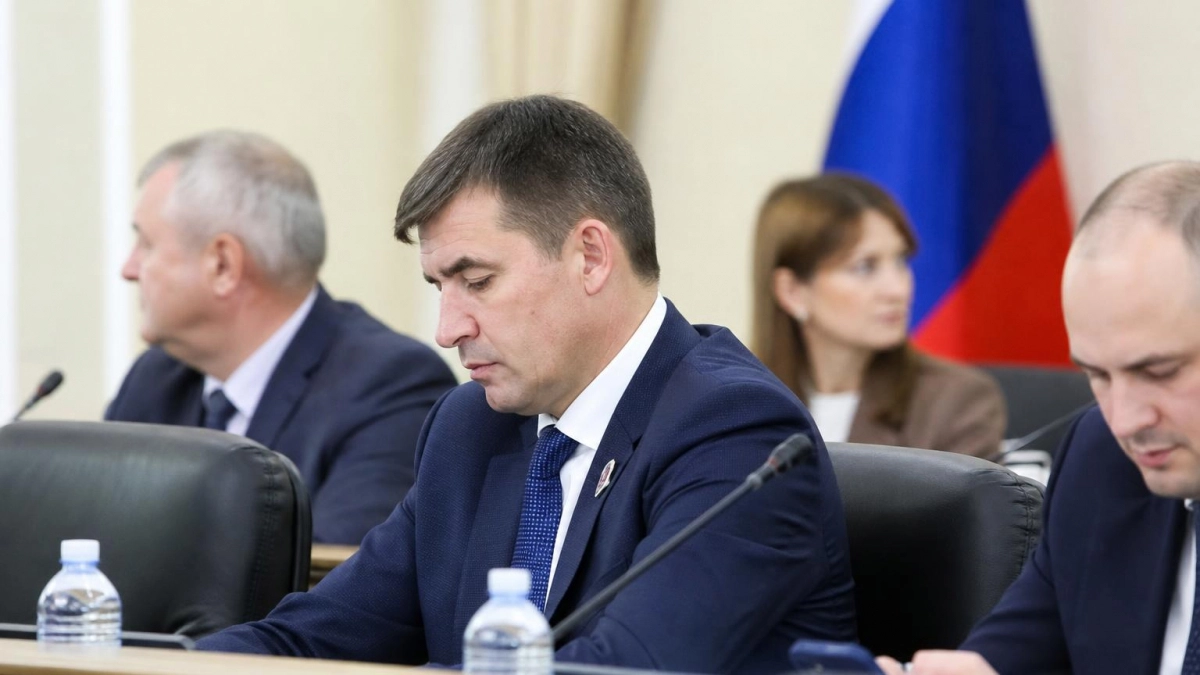 Ивгордума направила почти 50 млн рублей на школы и утвердила почетные звания