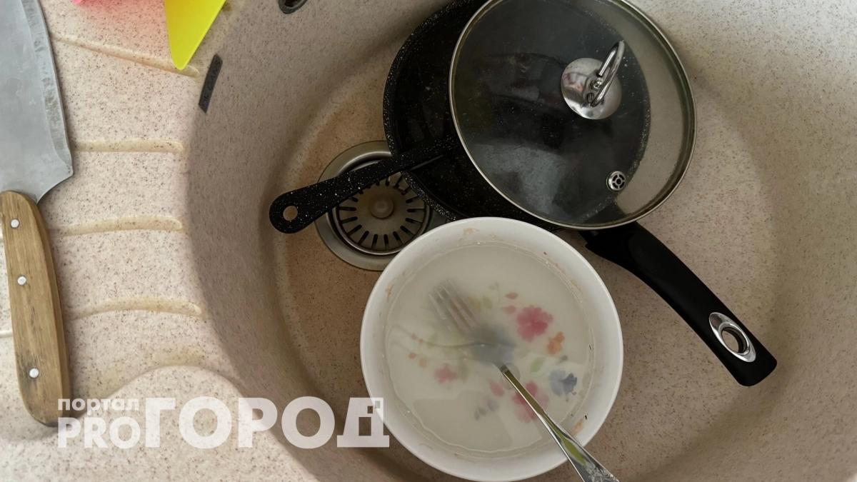Выкиньте это немедленно: привычная кухонная утварь накапливает яды и незаметно разрушает здоровье всей семьи