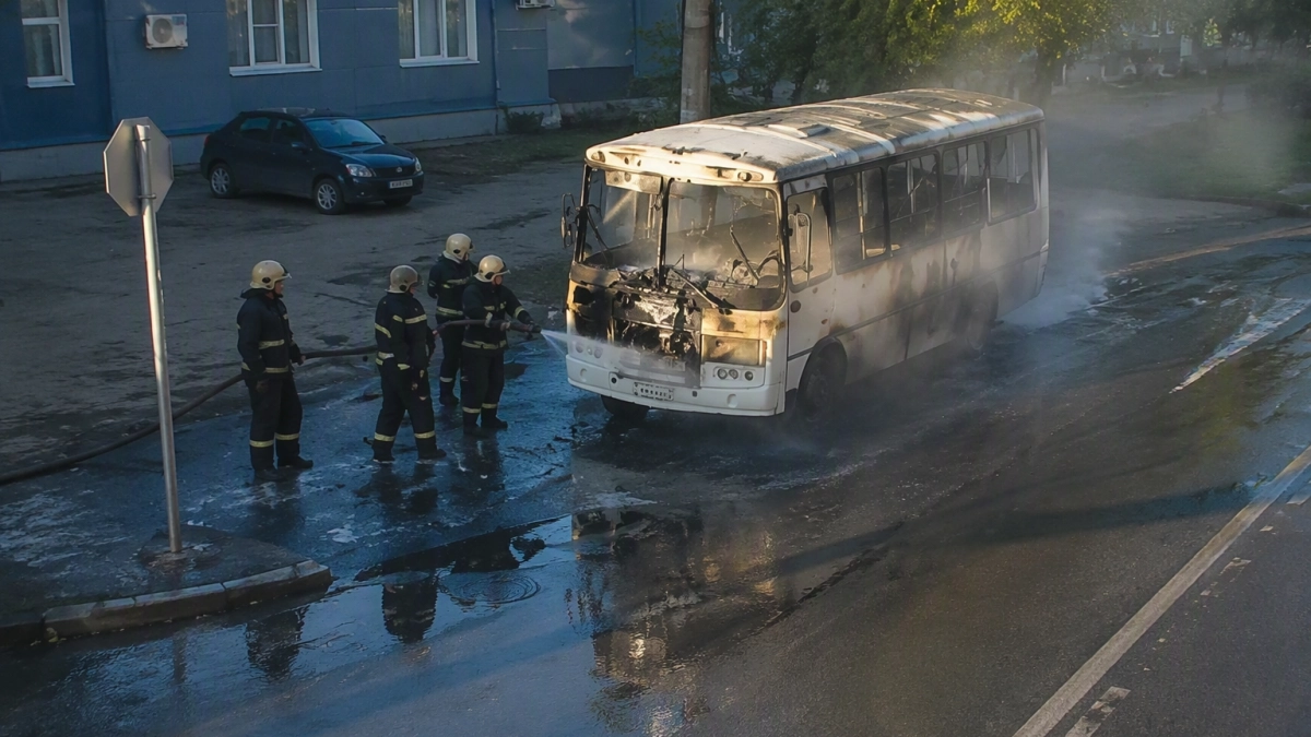 В Кинешме на Вичугской загорелся рейсовый автобус, пострадавших нет