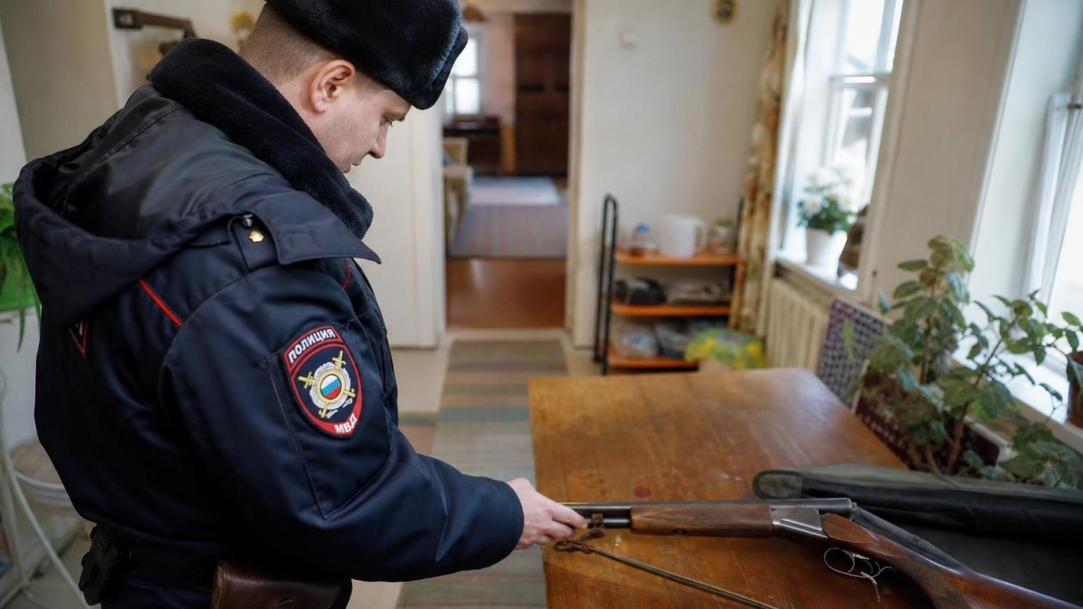 В Ивановской области дочь умершего мужчины сдала в Росгвардию найденное незарегистрированное ружьё