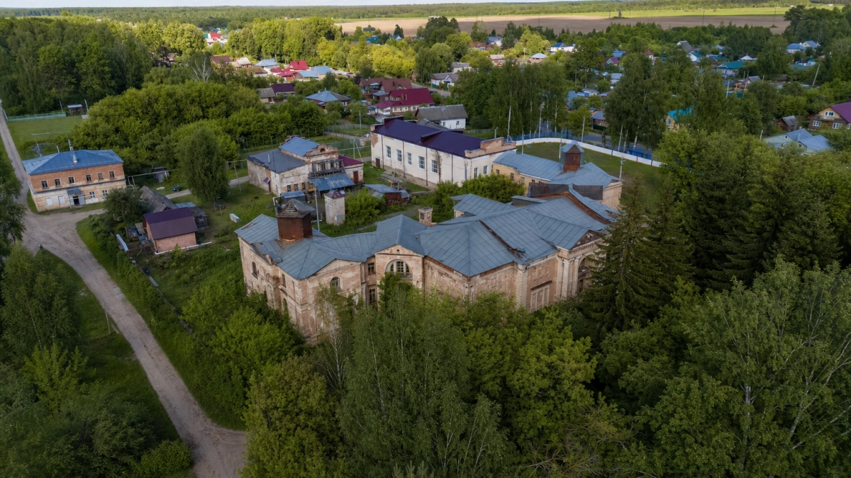 Дом РФ выставил на торги усадьбу Татищева, связанную с историей Вишневого сада