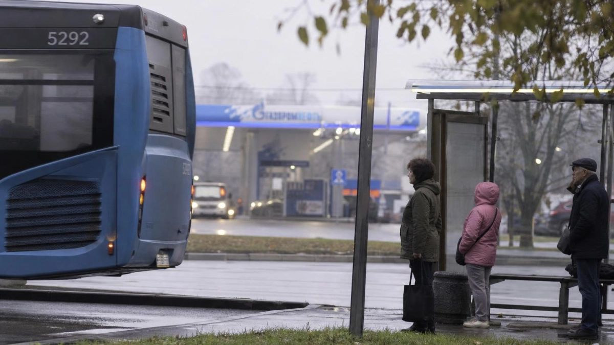 В Юрьевце из за нехватки топлива остановились автобусы и часть школьников ушла на дистант