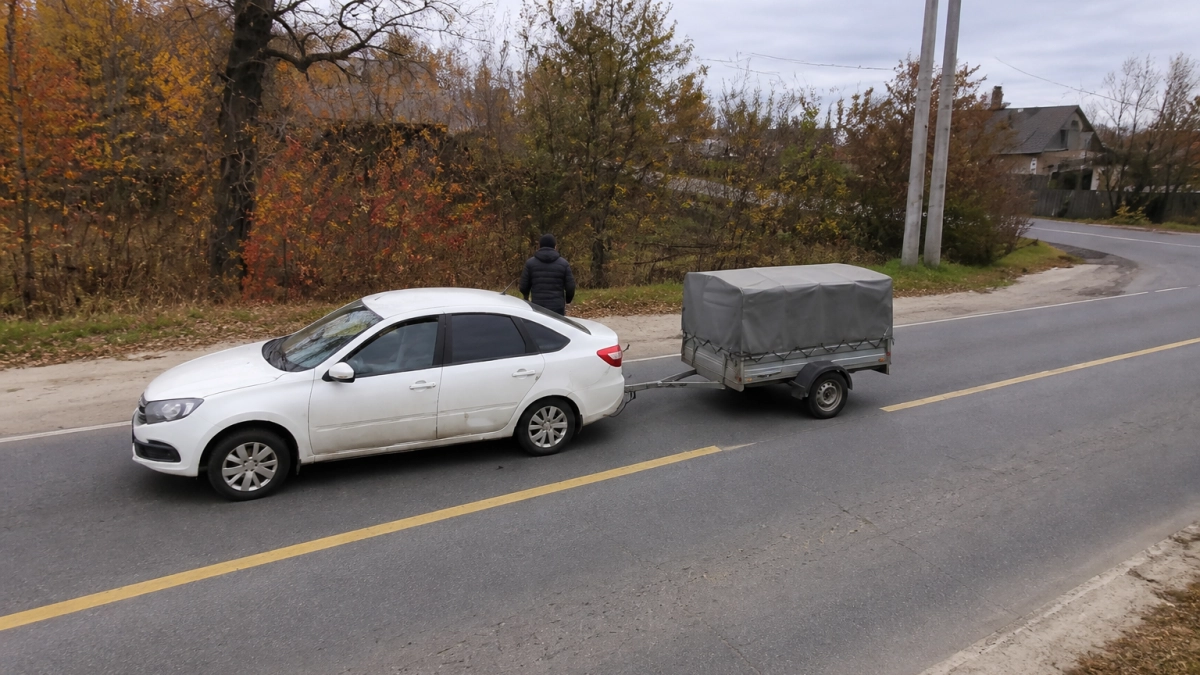 В Шуе водитель Audi при повороте на красный сбил пенсионерку на электровелосипеде