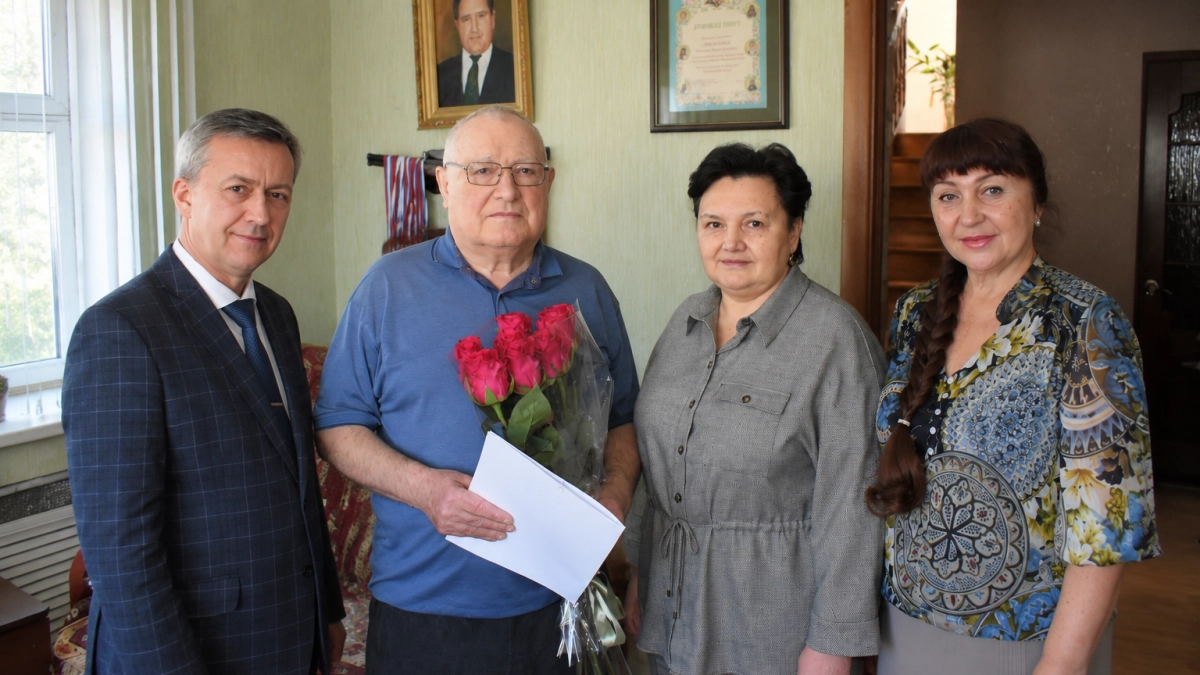 Почетный гражданин Кинешмы Валерий Смышляев отмечает 80-летие
