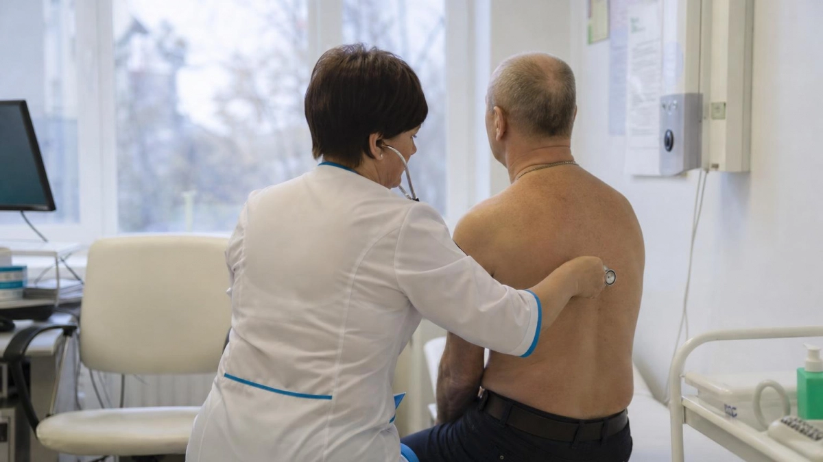 Врачи вошли в тройку самых высокооплачиваемых специалистов в Ивановской области