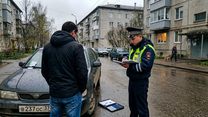 Водитель с долгом 250 тысяч рублей по штрафам получил арест в Иванове